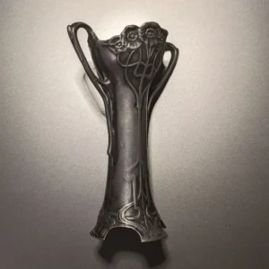 flower vase (replica)